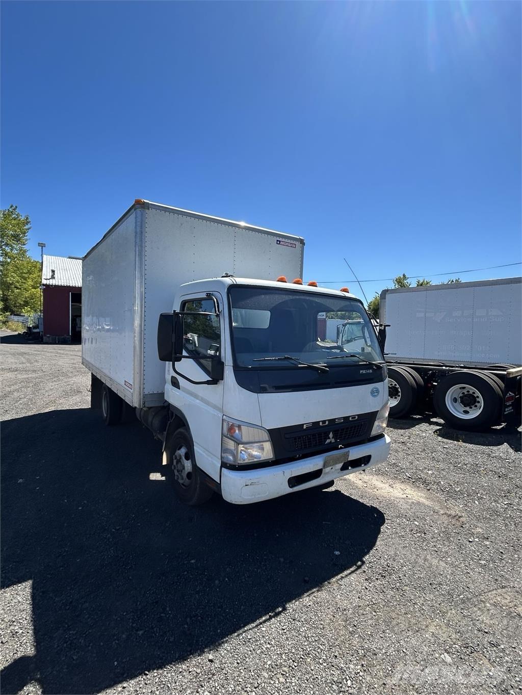Mitsubishi FUSO FE140 Autocamioane