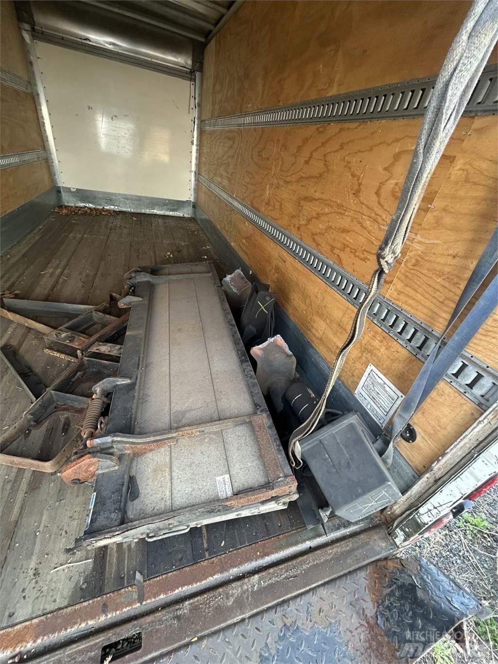 Supreme 18 FOOT Altele