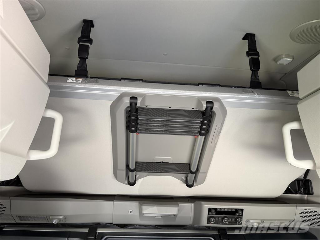 Volvo NEW VNL860 Autotractoare