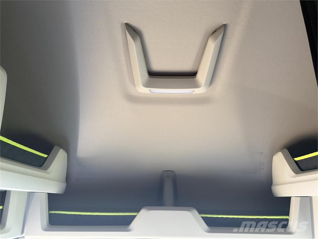 Volvo NEW VNL860 Autotractoare