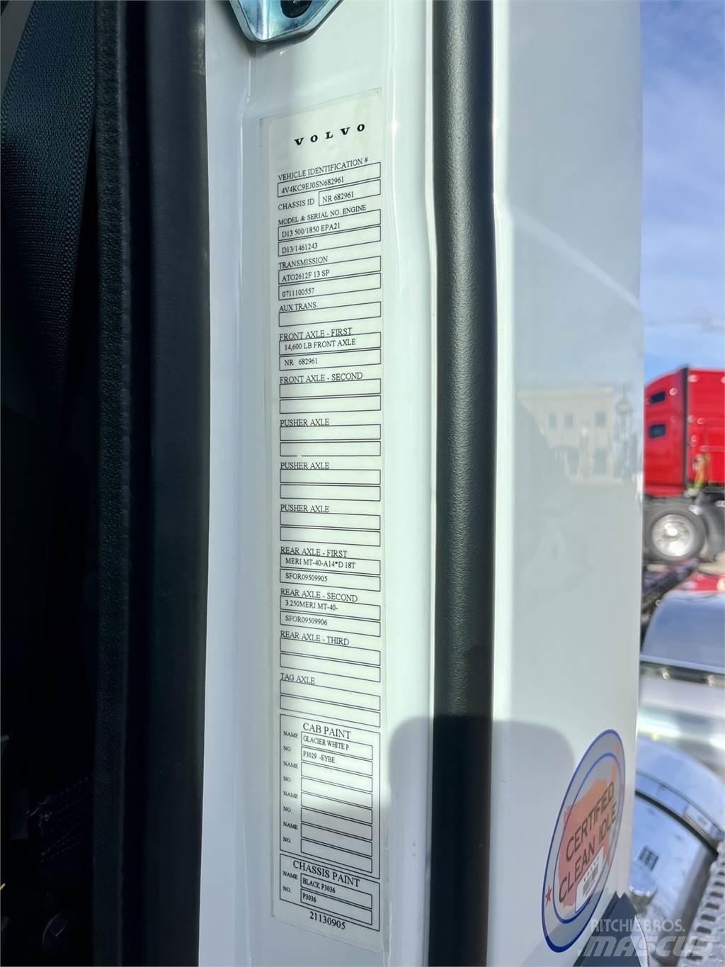 Volvo VHD64FT300 Autotractoare