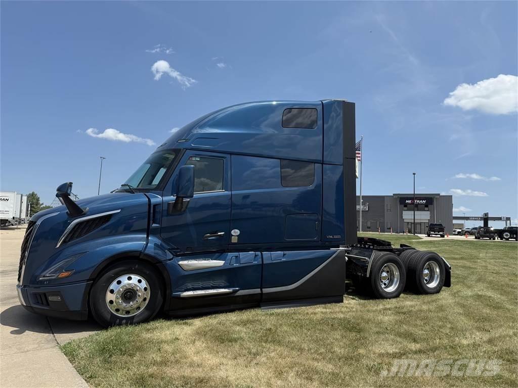 Volvo VNL 860 Autotractoare