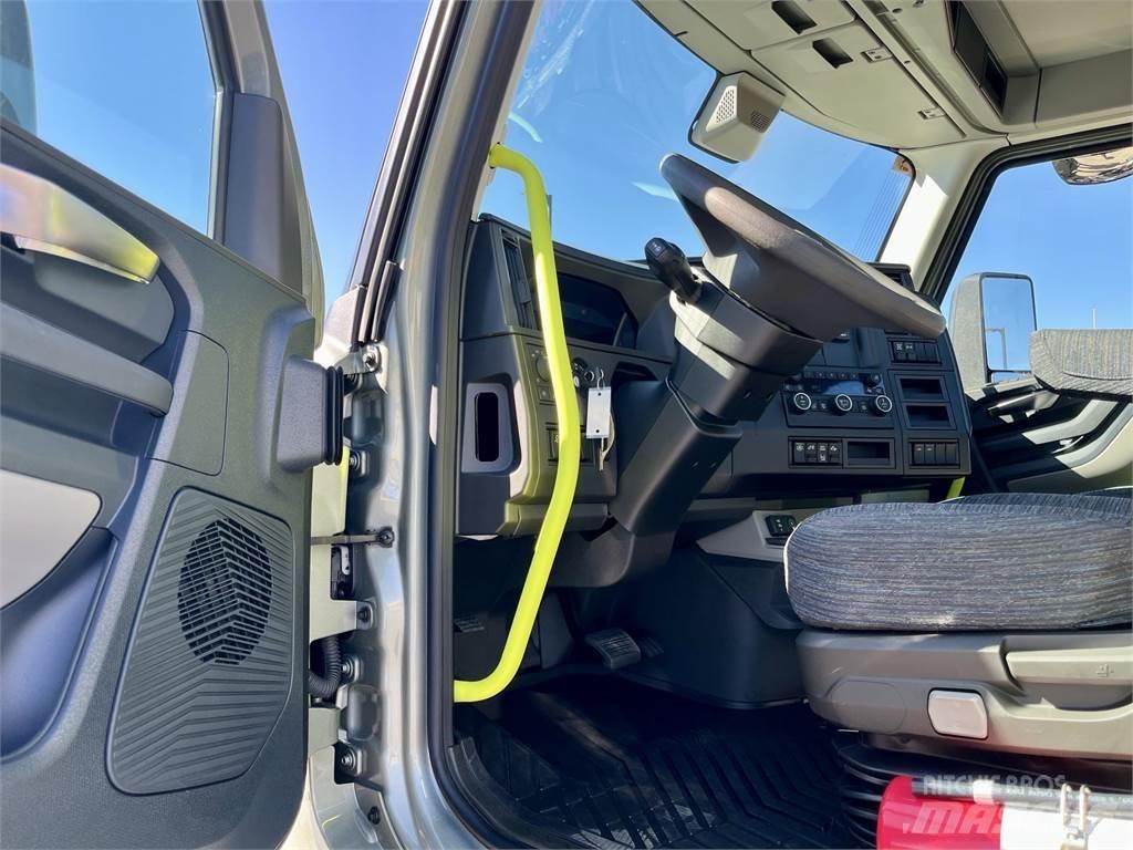 Volvo VNL64T300 Autotractoare