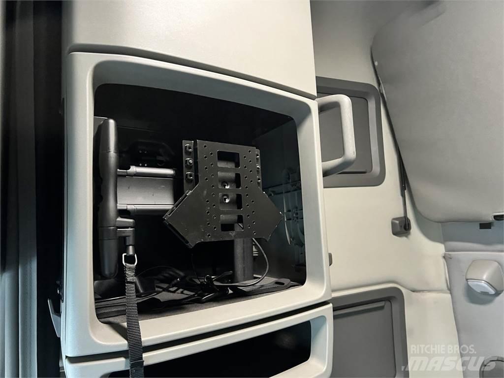 Volvo VNL64T760 Autotractoare