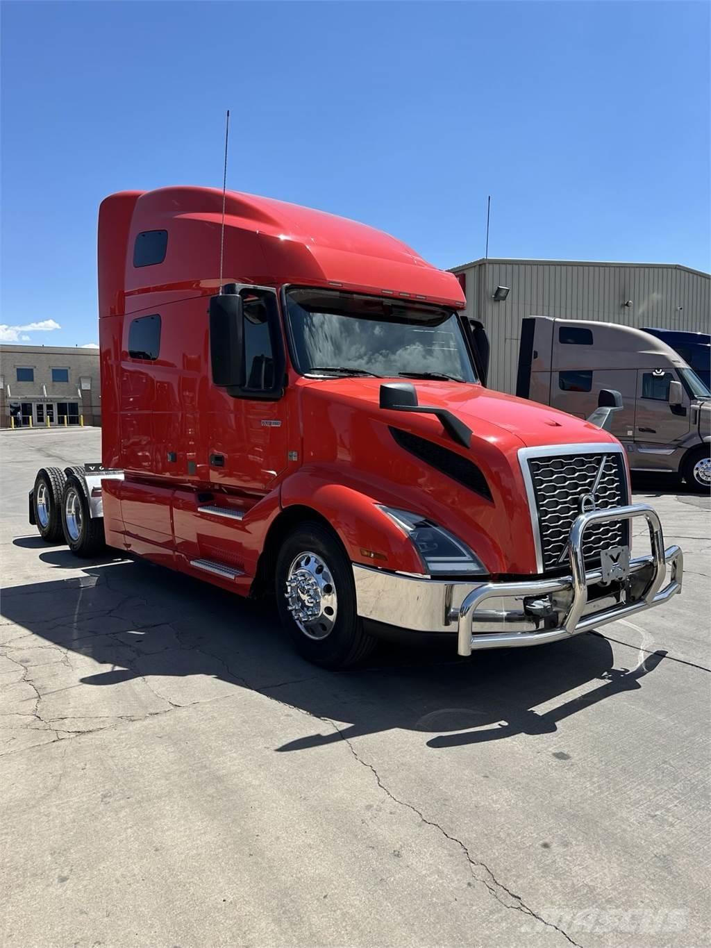 Volvo VNL64T760 Autotractoare