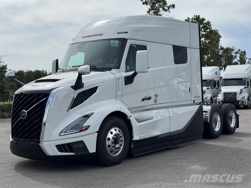Volvo VNL64T840 Autotractoare