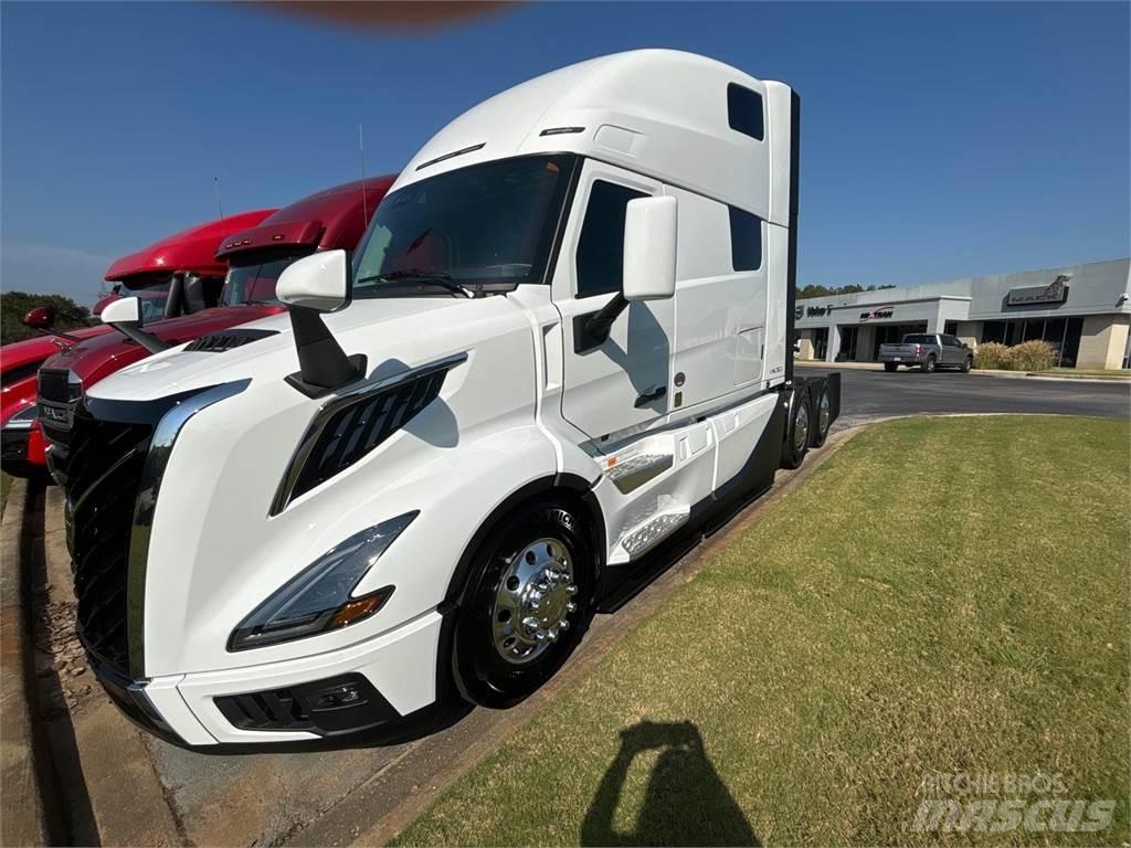 Volvo VNL64T860 Autotractoare