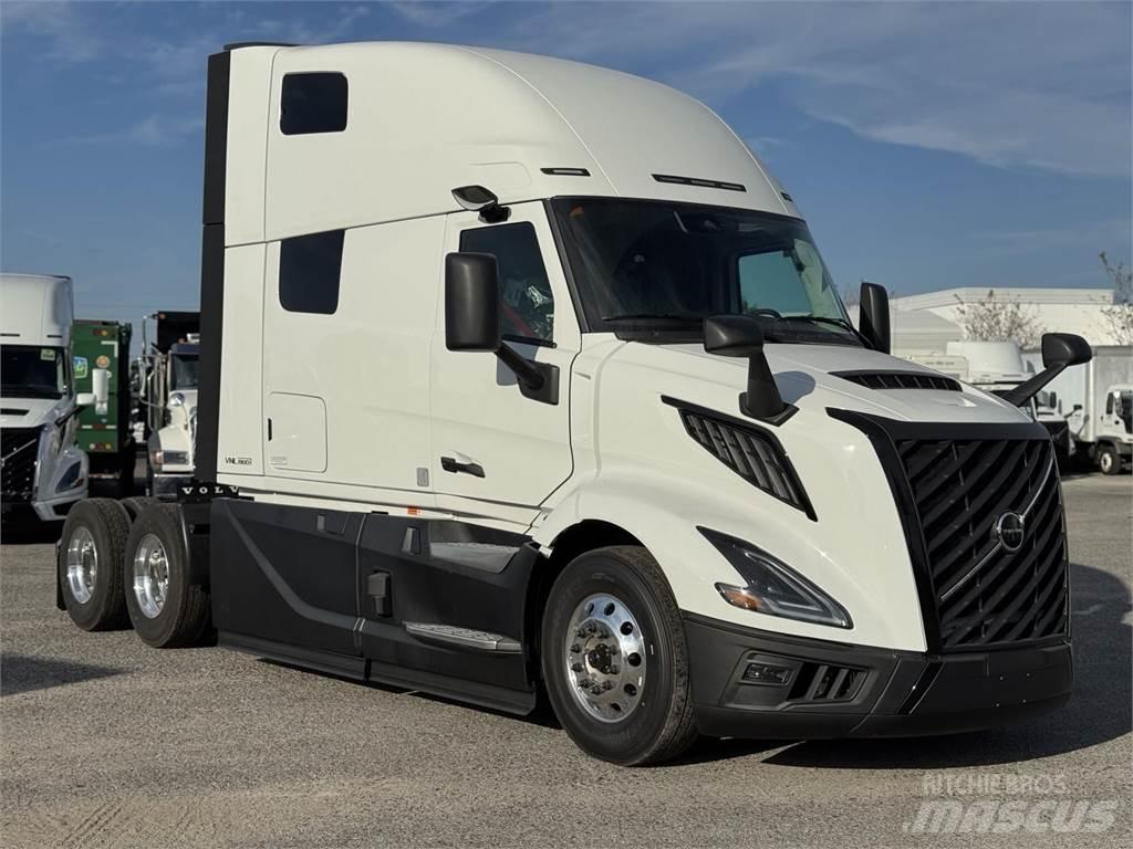 Volvo VNL64T860 Autotractoare