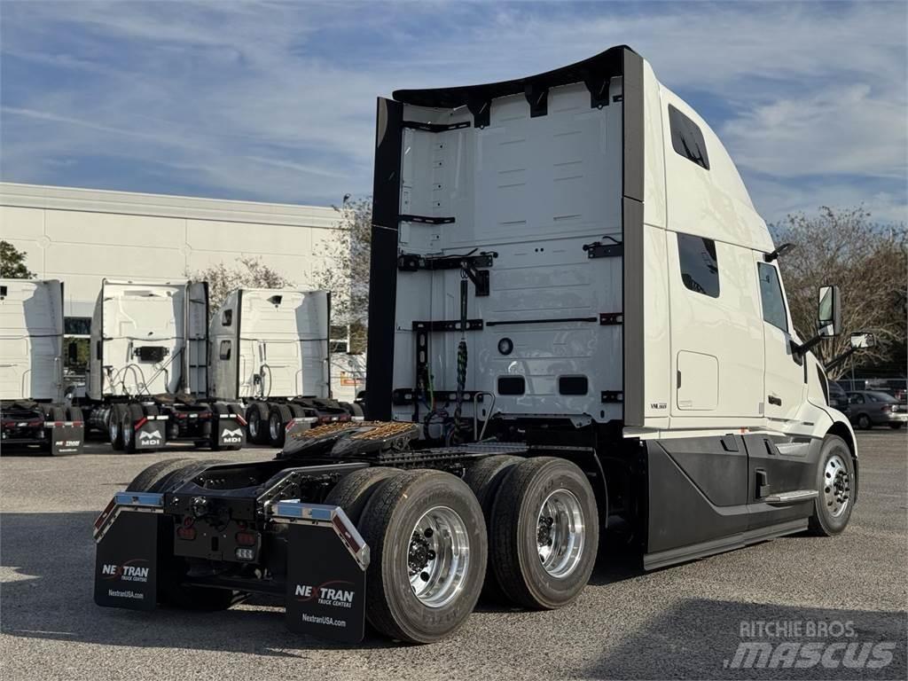 Volvo VNL64T860 Autotractoare