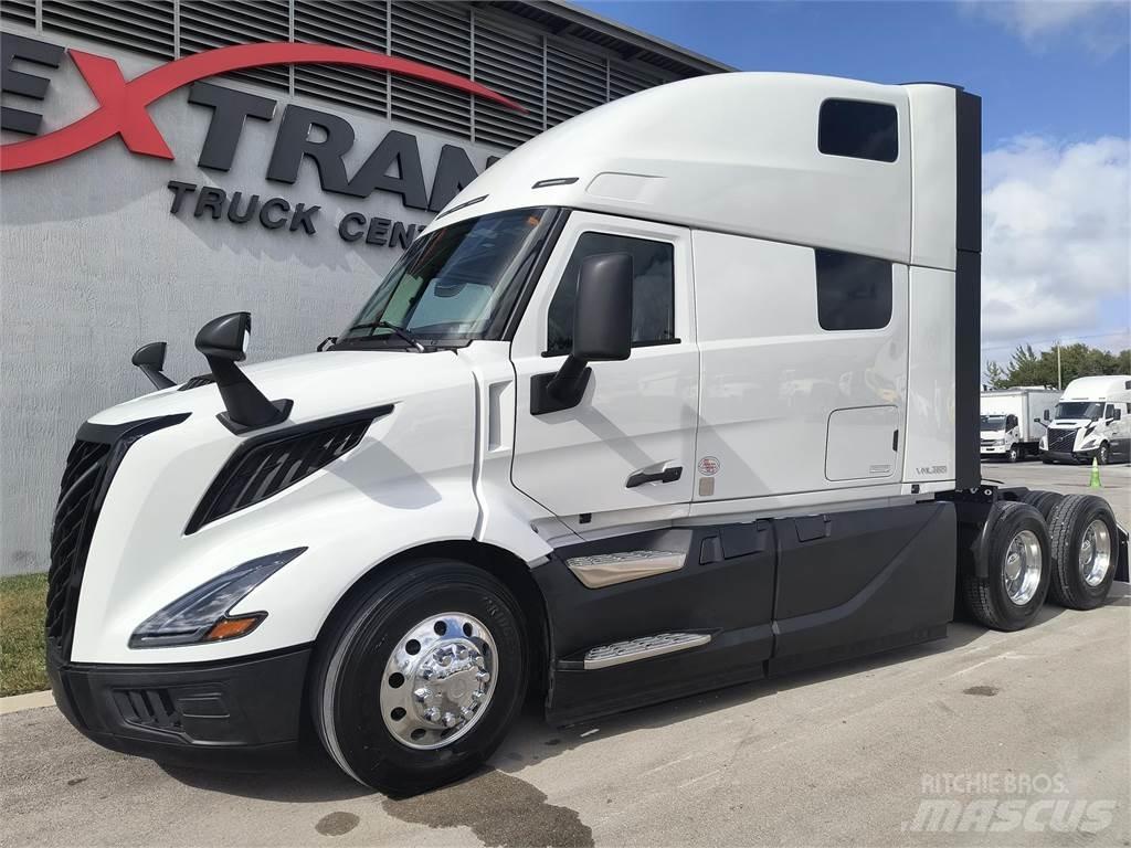 Volvo VNL64T860 Autotractoare