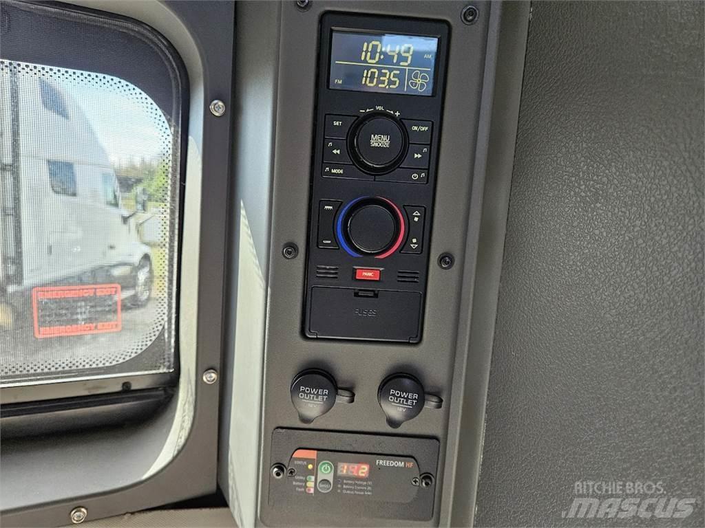 Volvo VNL64T860 Autotractoare