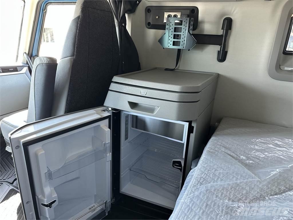 Volvo VNL64T860 Autotractoare