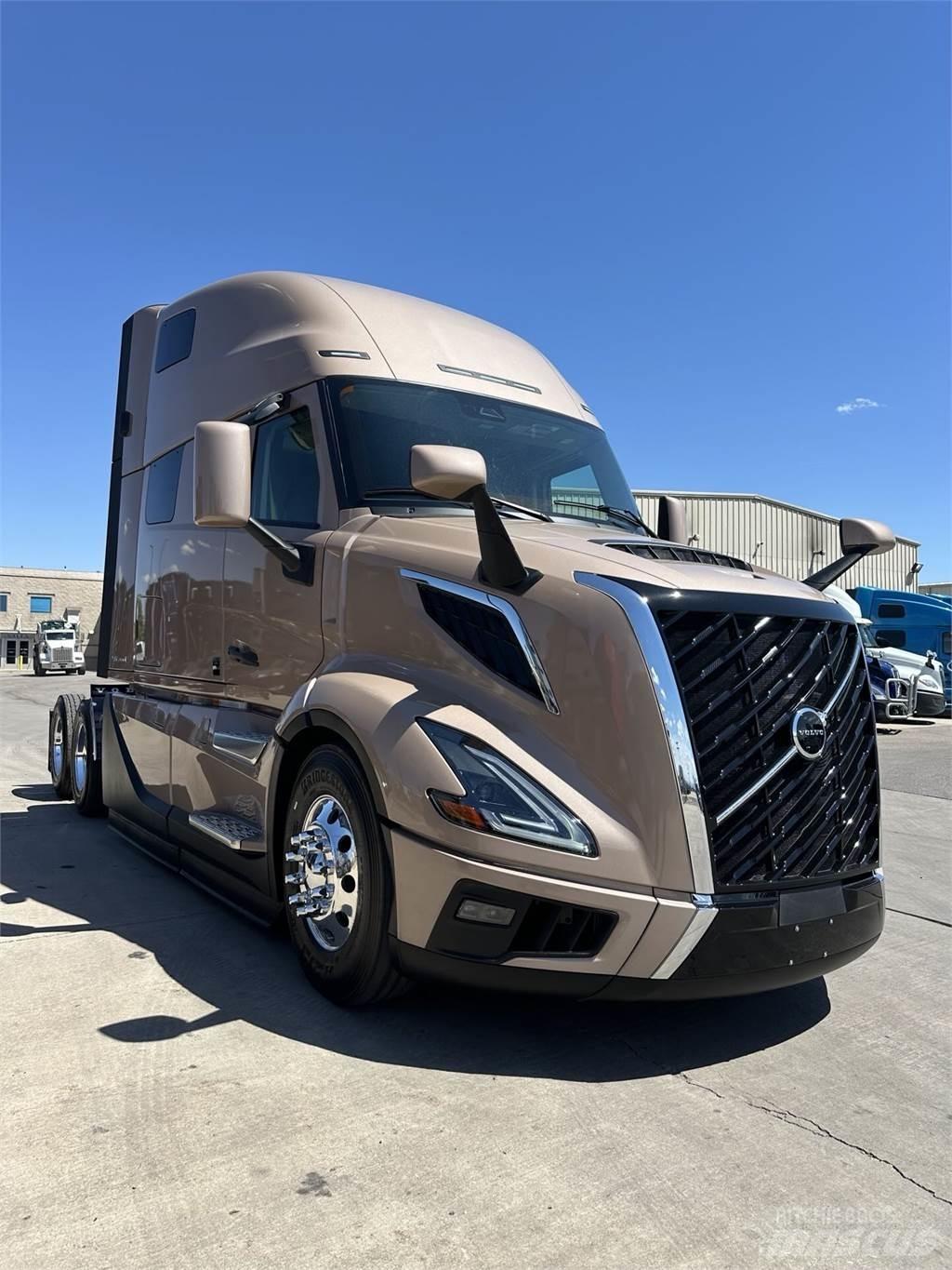 Volvo VNL64T860 Autotractoare