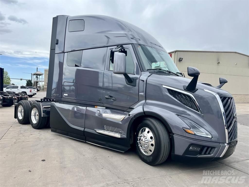 Volvo VNL64T860 Autotractoare