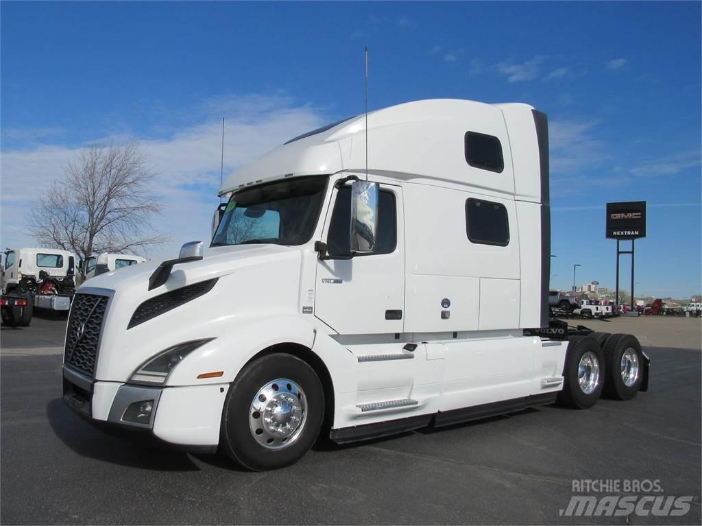 Volvo VNL64T860 Autotractoare