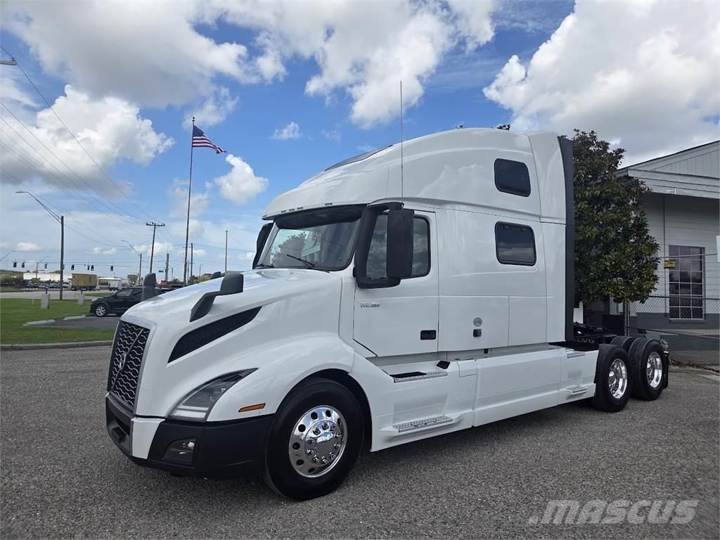 Volvo VNL64T860 Autotractoare