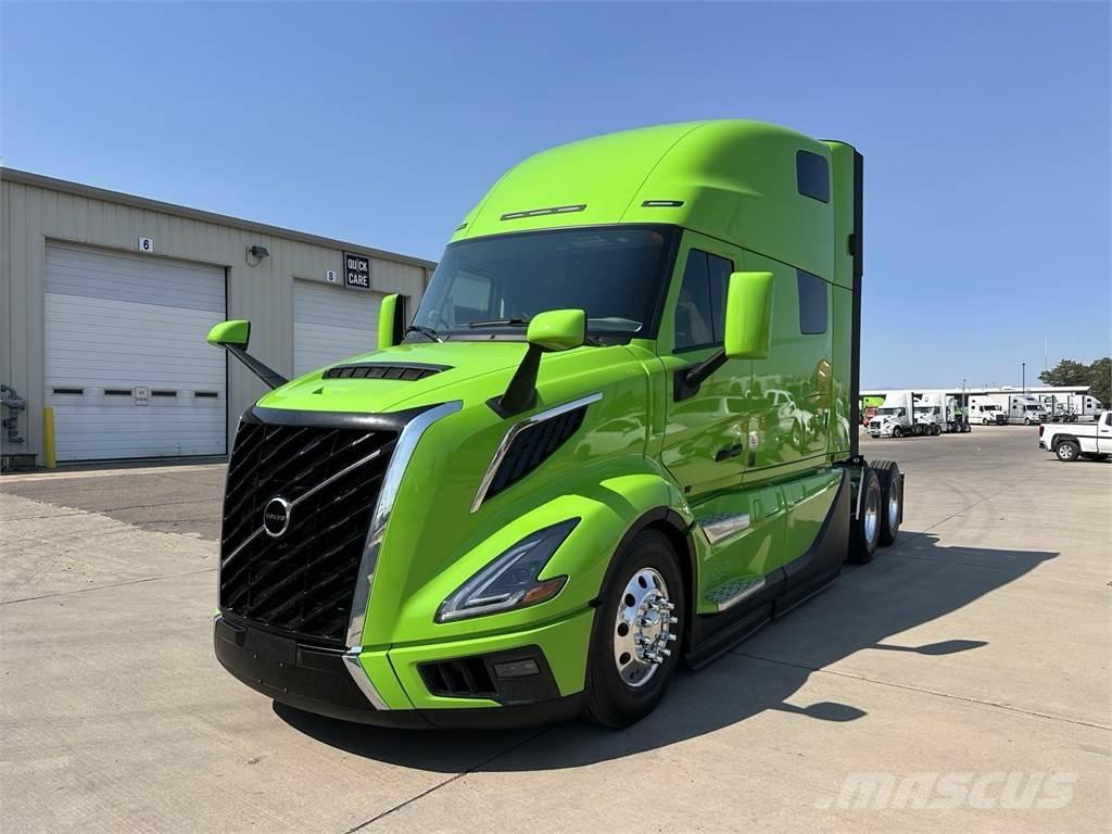 Volvo VNL64T860 Autotractoare