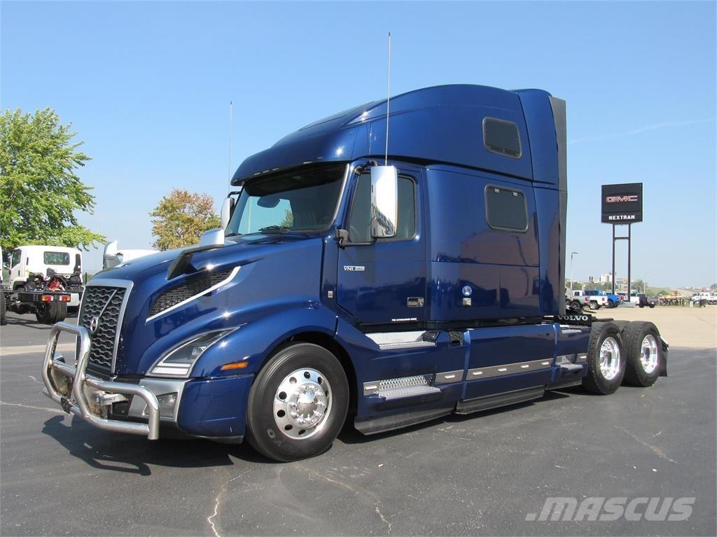 Volvo VNL64T860 Autotractoare
