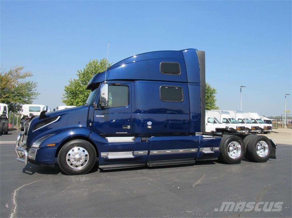 Volvo VNL64T860 Autotractoare