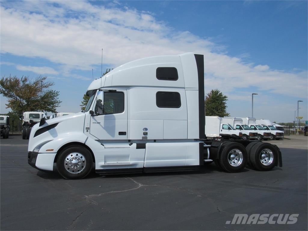 Volvo VNL64T860 Autotractoare