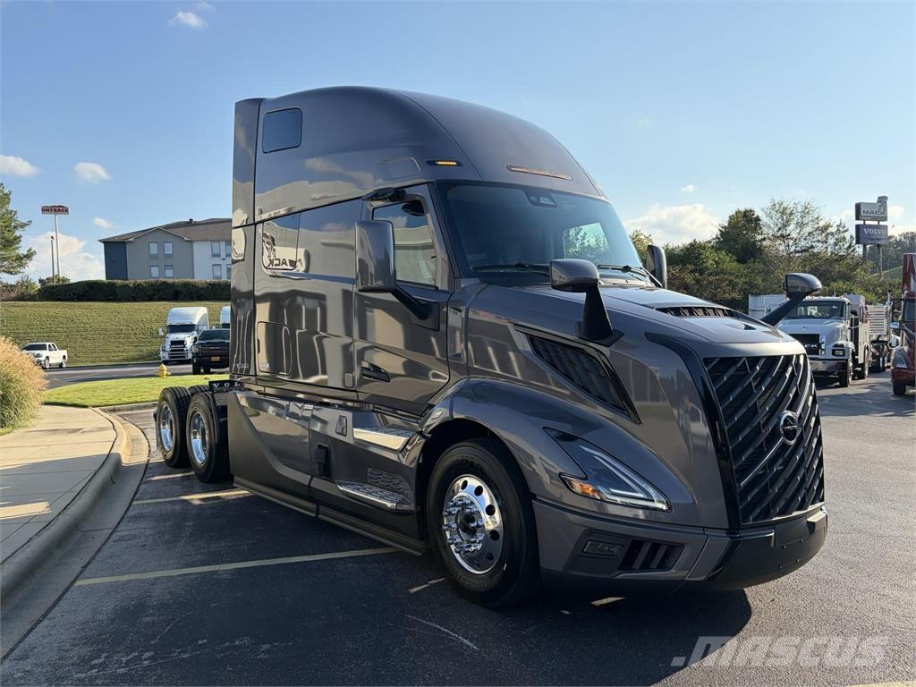 Volvo VNL64T860 Autotractoare