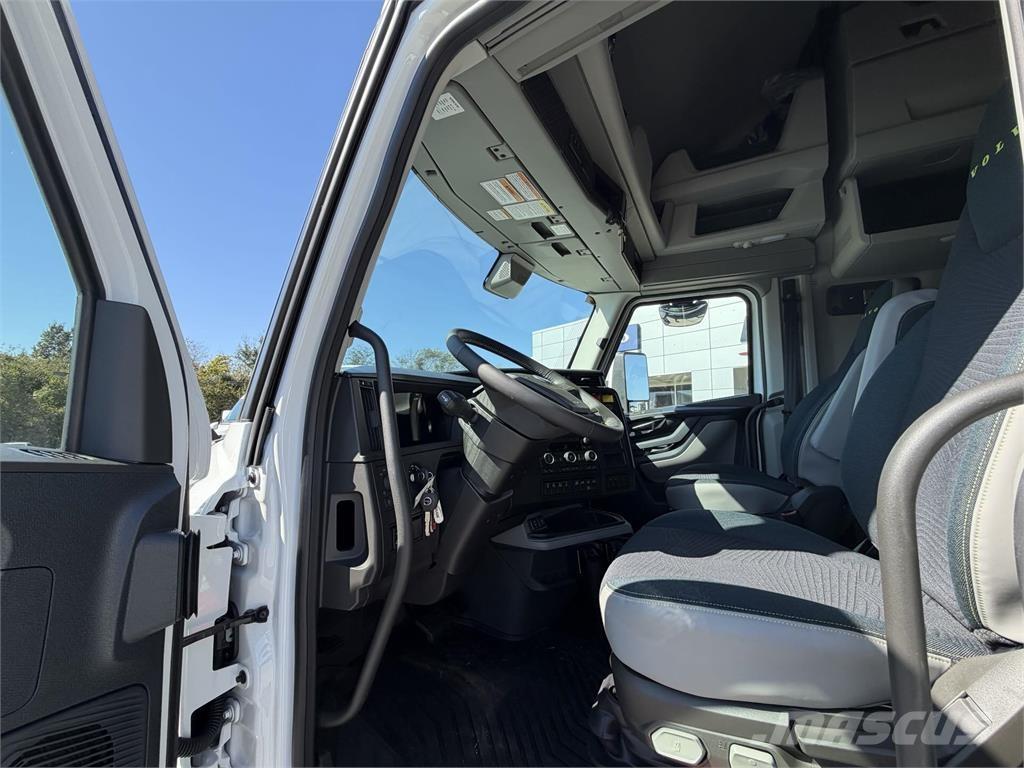 Volvo VNL64T860 Autotractoare