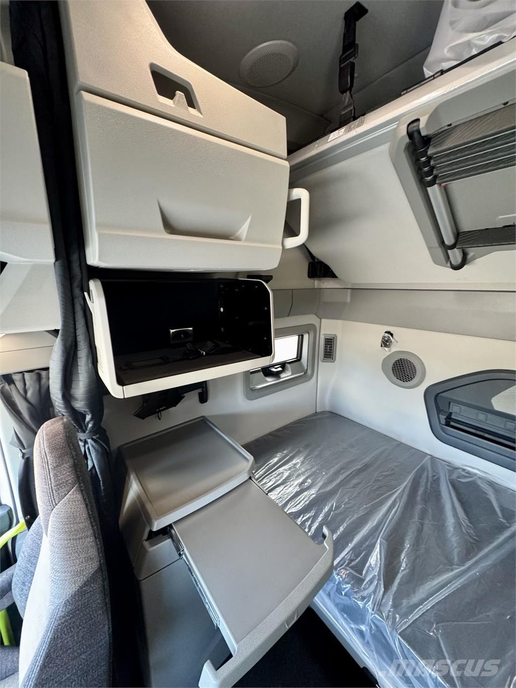 Volvo VNL64T860 Autotractoare