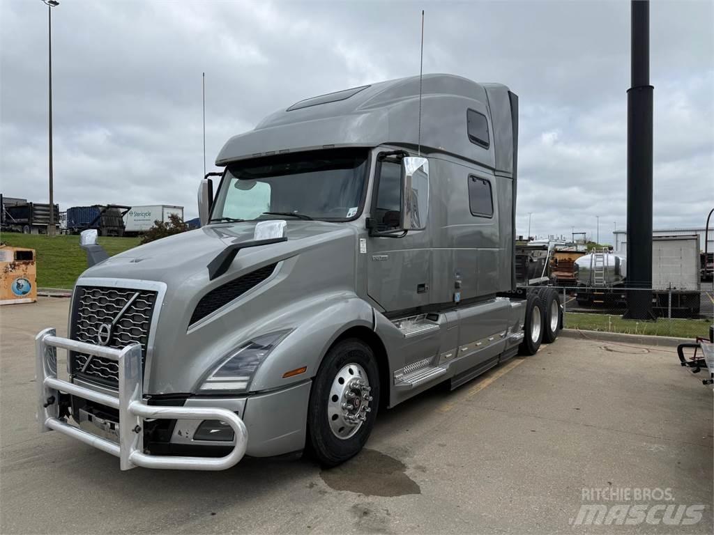 Volvo VNL860 Autotractoare