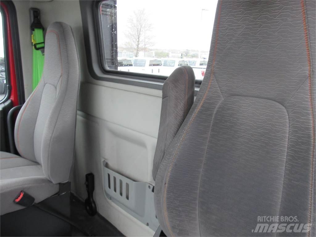 Volvo VNR64T300 Autotractoare