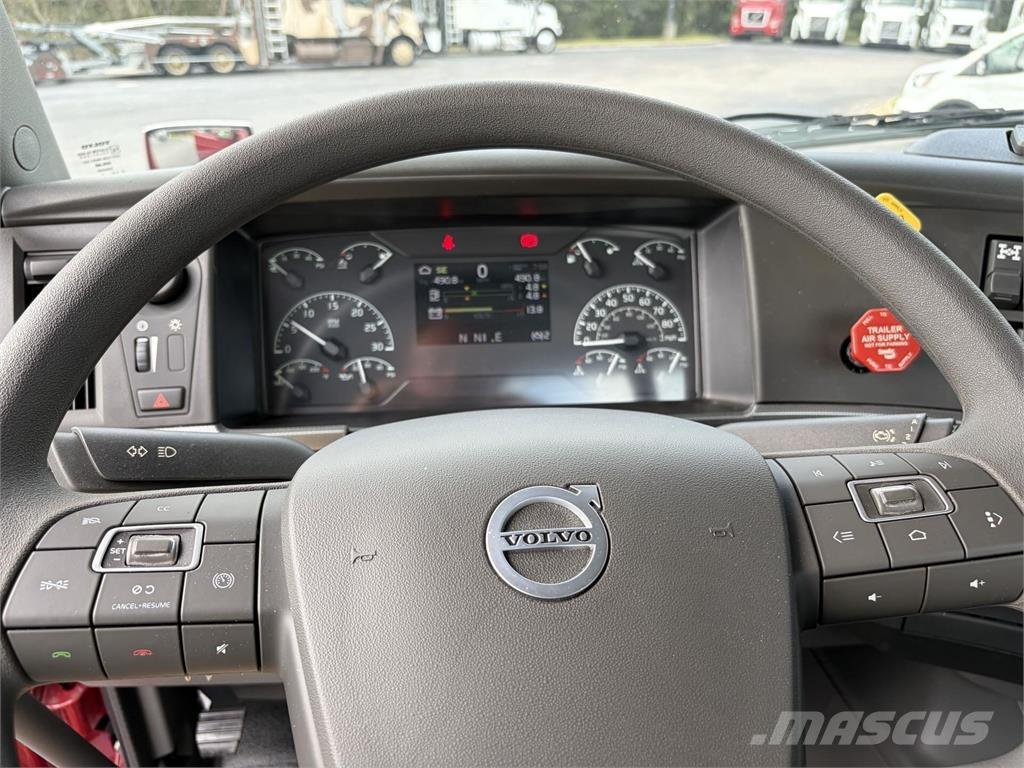 Volvo VNR64T300 Autotractoare