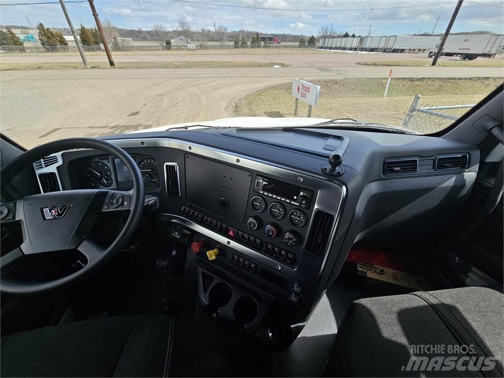 Western Star 47X Camion cabina sasiu