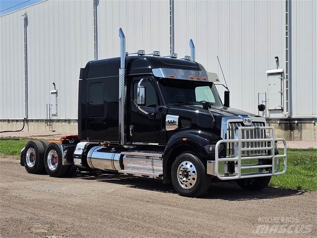 Western Star 49X Autotractoare