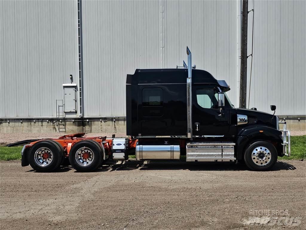 Western Star 49X Autotractoare