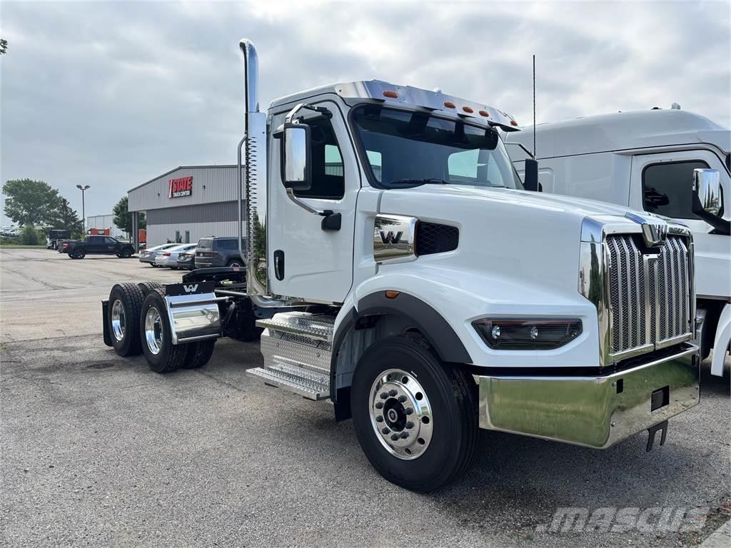Western Star 49X Autotractoare