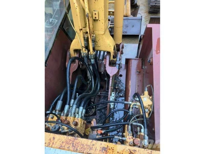 CASE 888CK Excavatoare pe șenile
