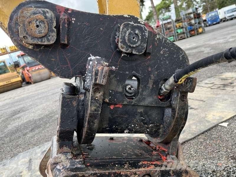 CAT 302.7DCR Mini excavatoare < 7t