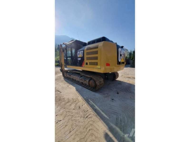 CAT 326FLN Excavatoare pe șenile
