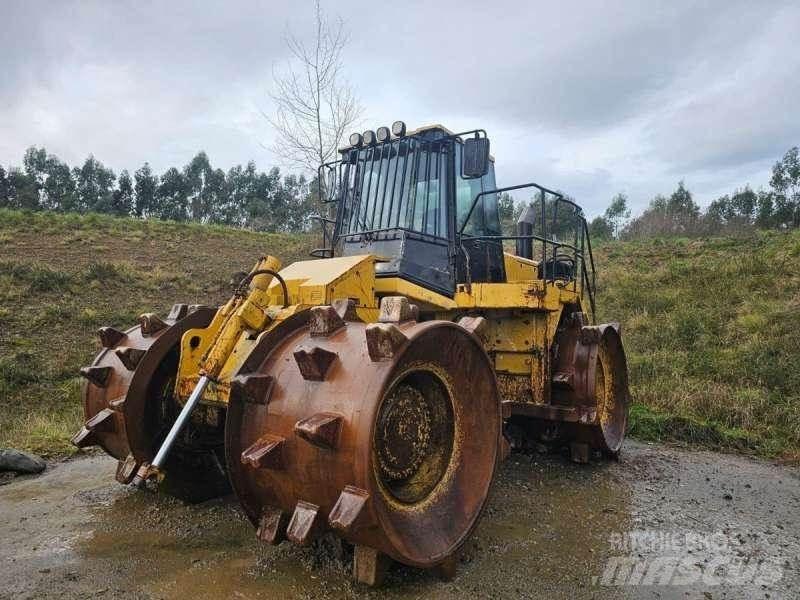 CAT 826GII Compactoare sol