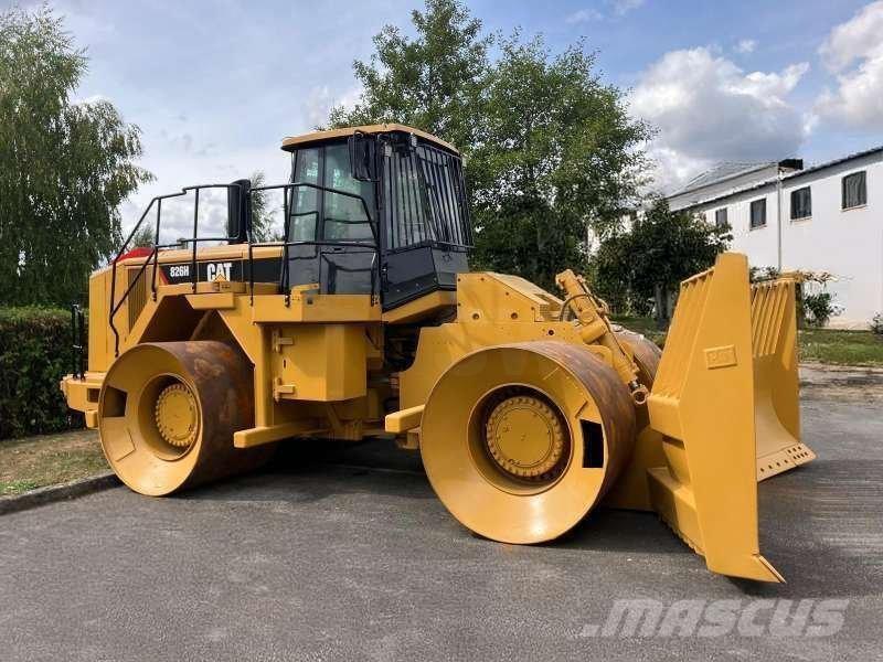 CAT 826H Compactoare sol