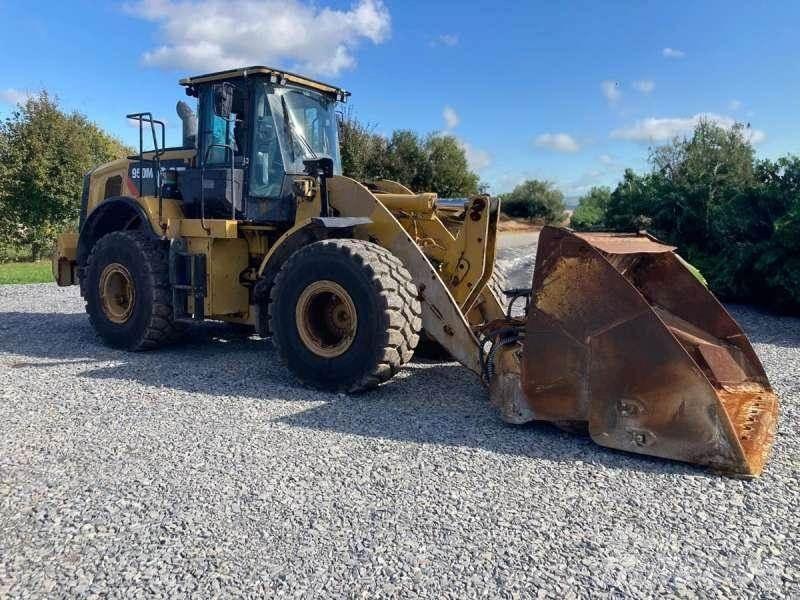 CAT 950M Incarcator pe pneuri