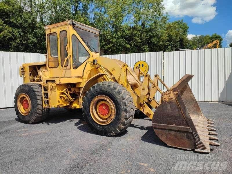 CAT 966C Incarcator pe pneuri