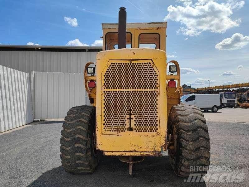 CAT 966C Incarcator pe pneuri
