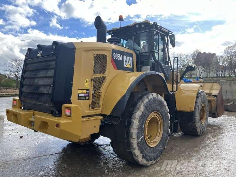 CAT 966M Incarcator pe pneuri