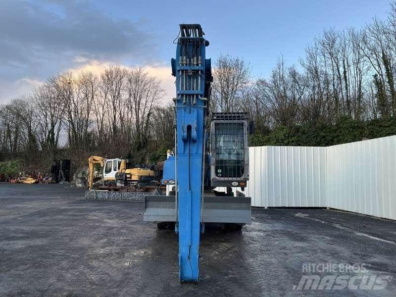 Fuchs MHL320 Paleta de manipulare