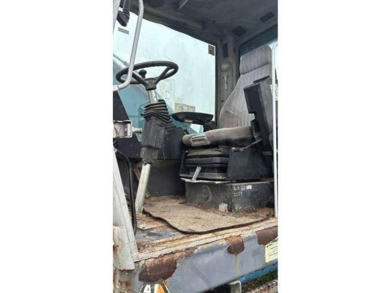 Fuchs MHL320 Paleta de manipulare