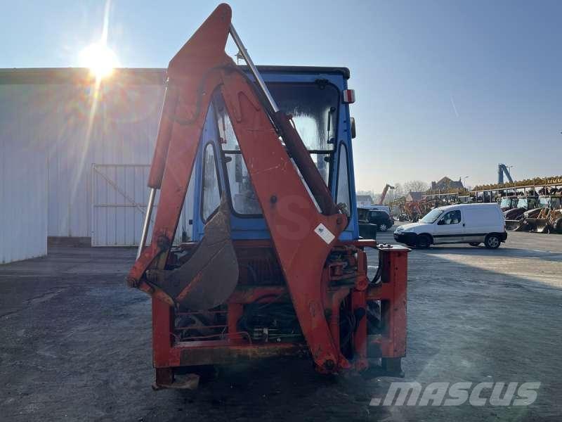 Kubota R520 Buldoexcavatoare