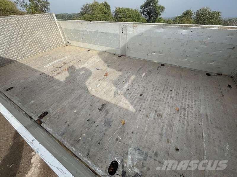 Scania R420 Camioane platforma/prelata