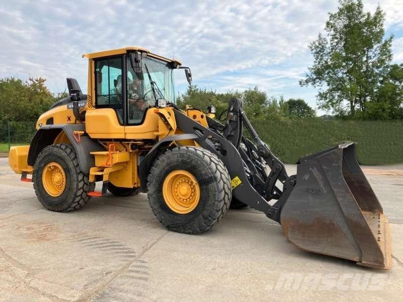 Volvo L90H Incarcator pe pneuri