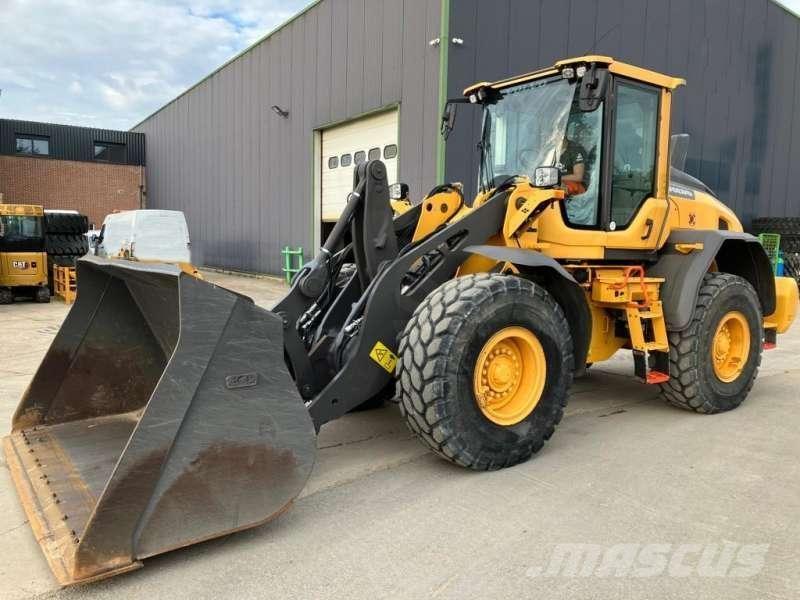 Volvo L90H Incarcator pe pneuri