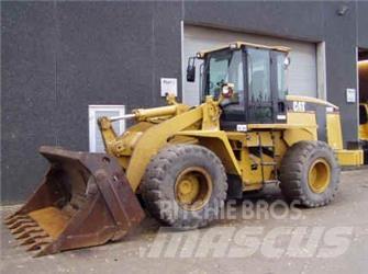 CAT 938G Incarcator pe pneuri